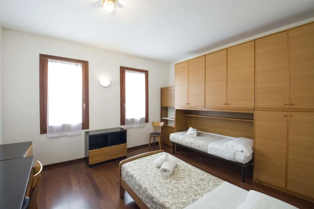 Apartment Suite San Barnaba