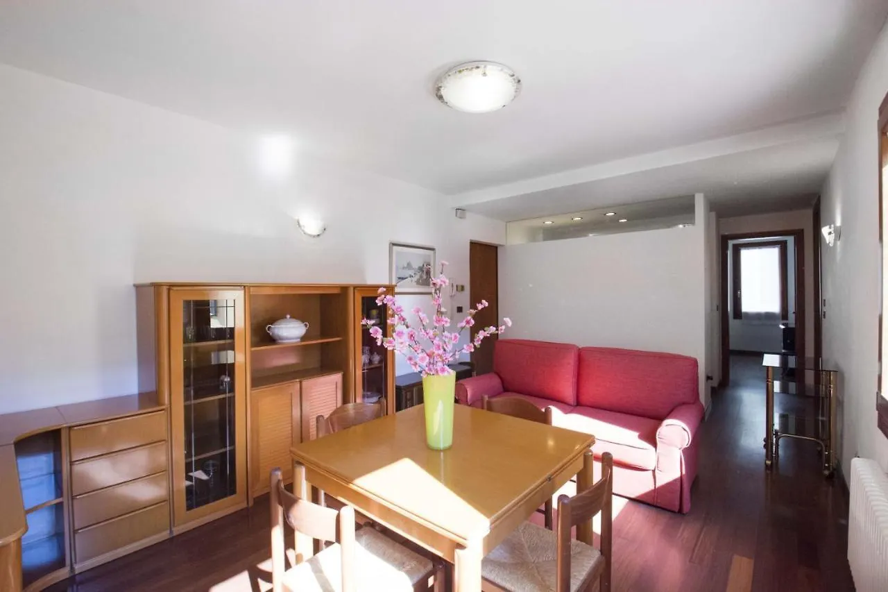 Apartment Suite San Barnaba