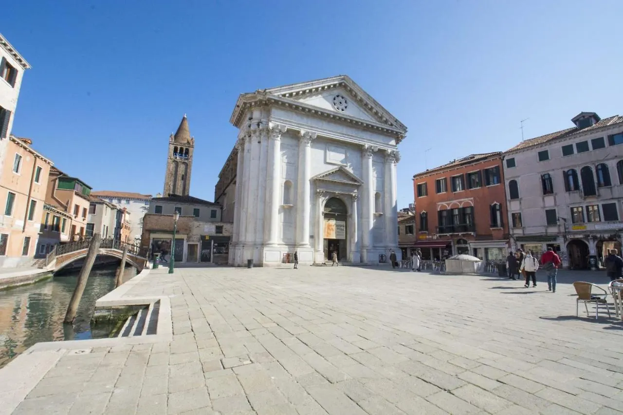 Apartment Suite San Barnaba